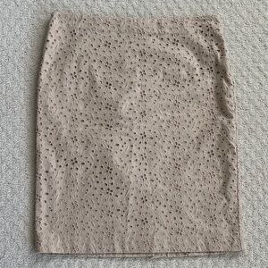 Talbots 100% Cotton Eyelet Pattern Pencil Skirt Tan Size 10 Summer Casual Office